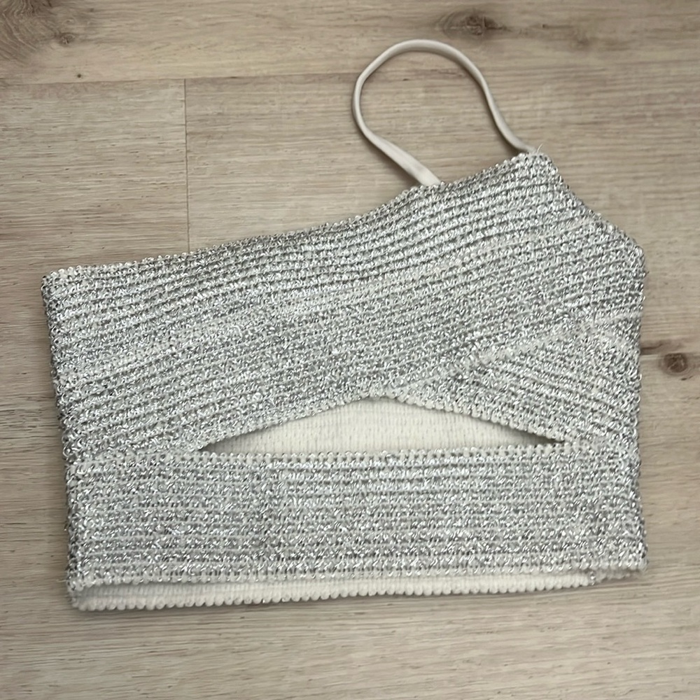 One shoulder cut out sparkly crop top! Size xs and its fitted